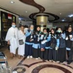 Foto bersama para petugas kesehatan haji indonesia di Mekkah